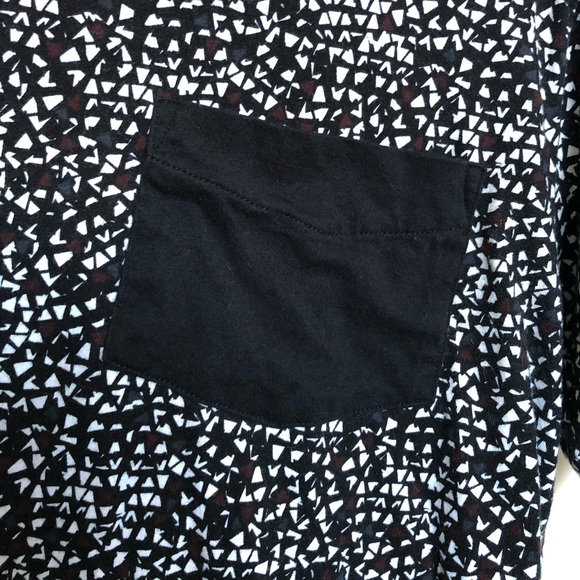 Pattern t-shirt - Picture 3 of 6